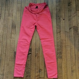 H&M red maternity skinny jeans
